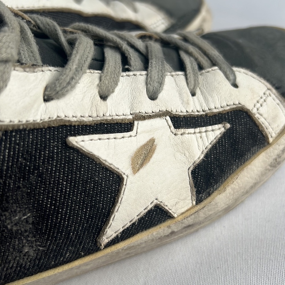 Authentic Golden Goose low top sneakers Size 37 ( 7US)